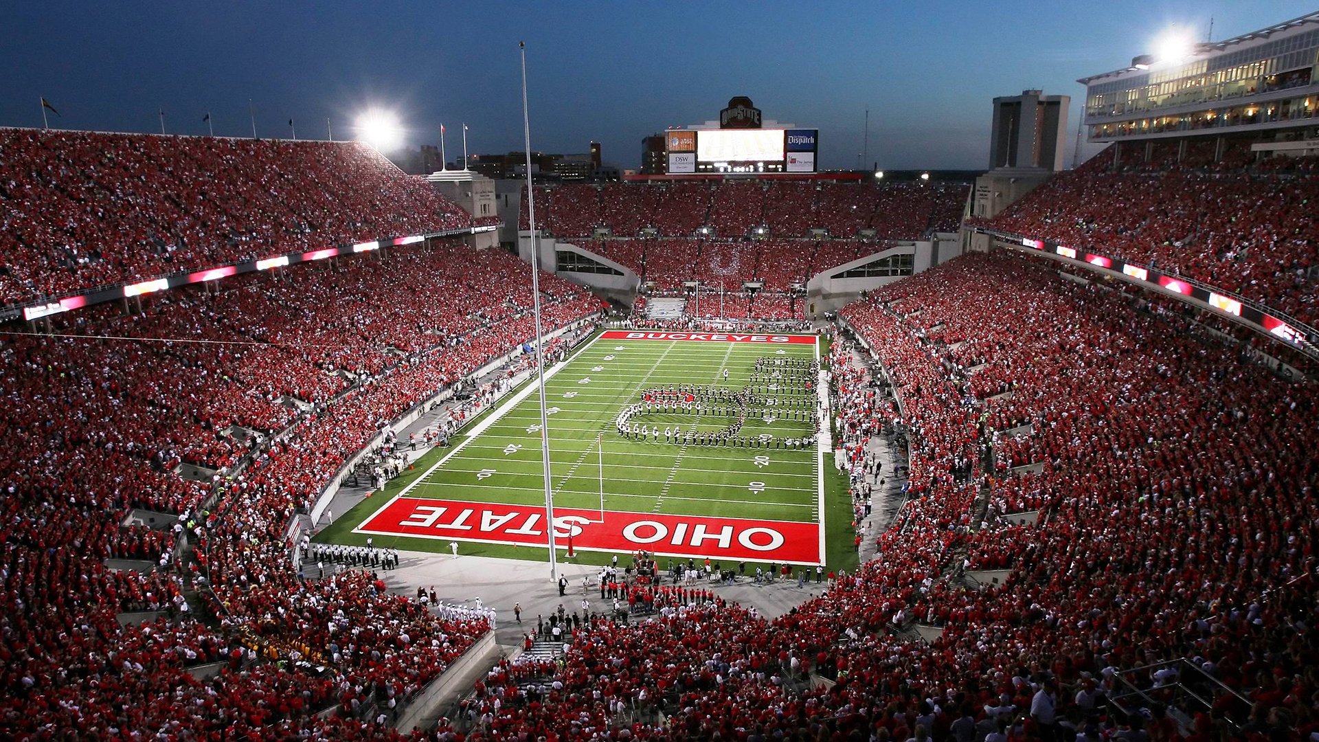 “德甲争冠集团压力剧增，场面火爆”，德甲冠军数排名